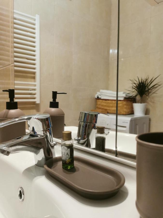 Bertigart Studio Apartment Bucharest Exterior photo